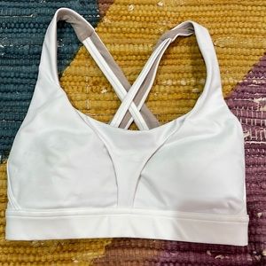 white Lululemon sports bra